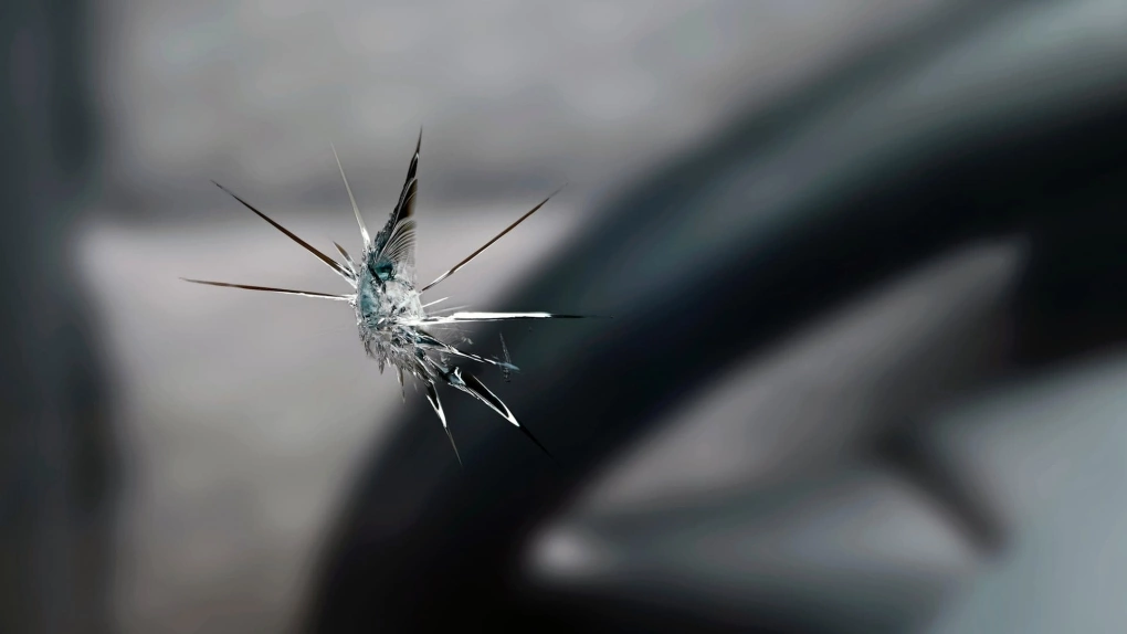 Hàn kính ô tô có thực sự giúp giữ nguyên kính zin và tiết kiệm chi phí 2